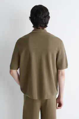 CHEMISE À MANCHES COURTES EN MAILLE DE LIN - KAKI — photo 4