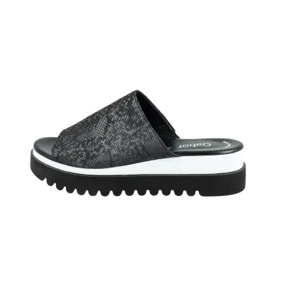 Mules Gabor 44.613.04 Noires - Cuir Texturé Talon Compensé 5 cm Grande Pointure Femme — photo 2