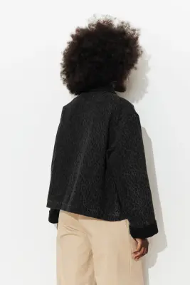 Veste courte léopard Femme — photo 4