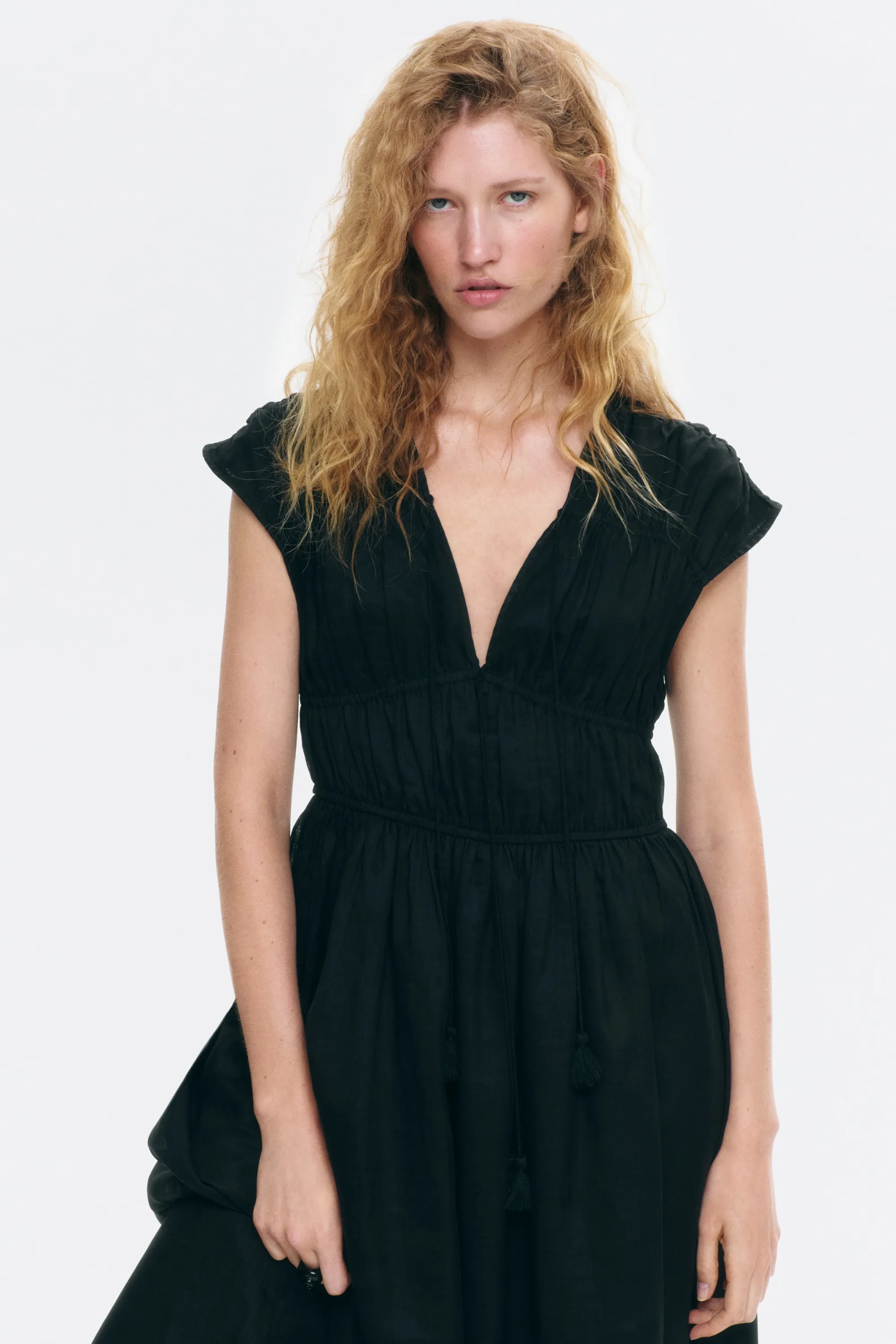 Robe en ramie avec cordons de serrage - Noir