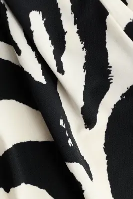Robe imprimée avec encolure bénitier - Noir/imprimé zèbre — photo 5