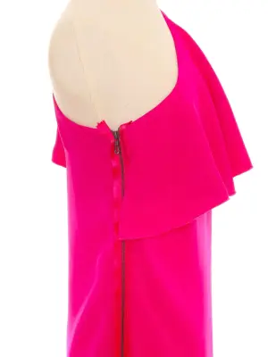 Robe de cocktail longue asymétrique avec volant sur l'épaule rose fushia Prix boutique 3200€ Taille 38 — photo 5