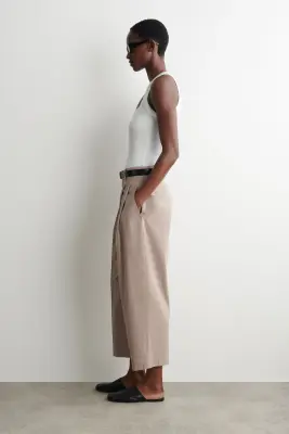 PANTALON DE TAILLEUR BARREL EN COTON - SABLE — photo 2