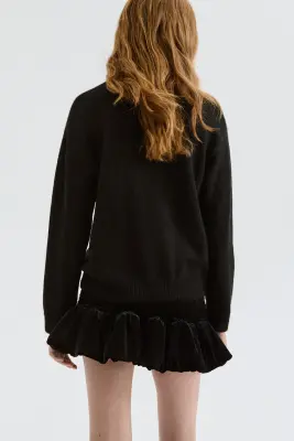 Pull avec motif - Noir/cœur — photo 2