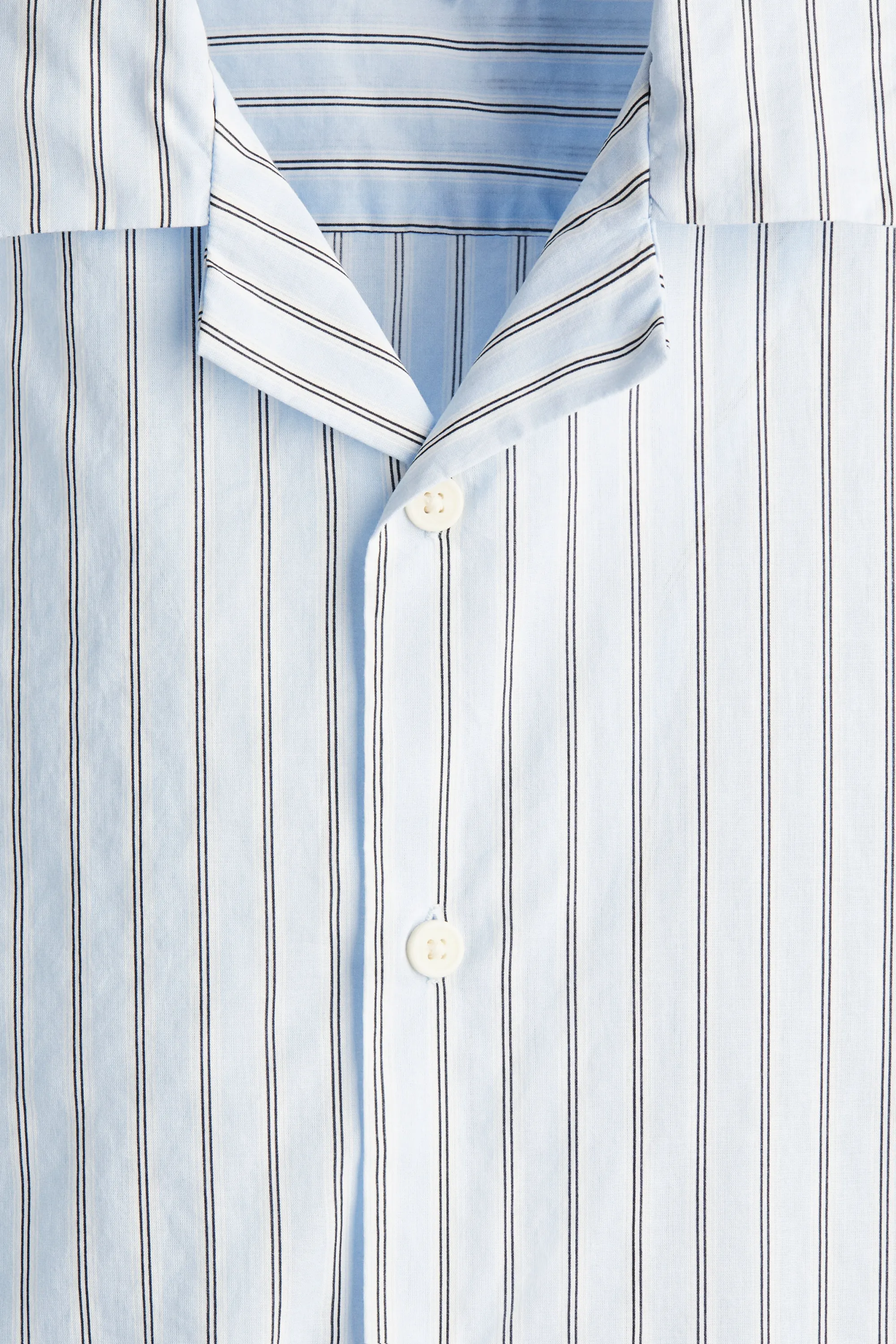 Chemise Regular Fit en coton avec col cubain - Light blue/Striped