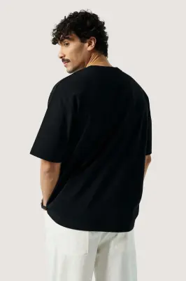 Le t-shirt oversize - Noir — photo 2