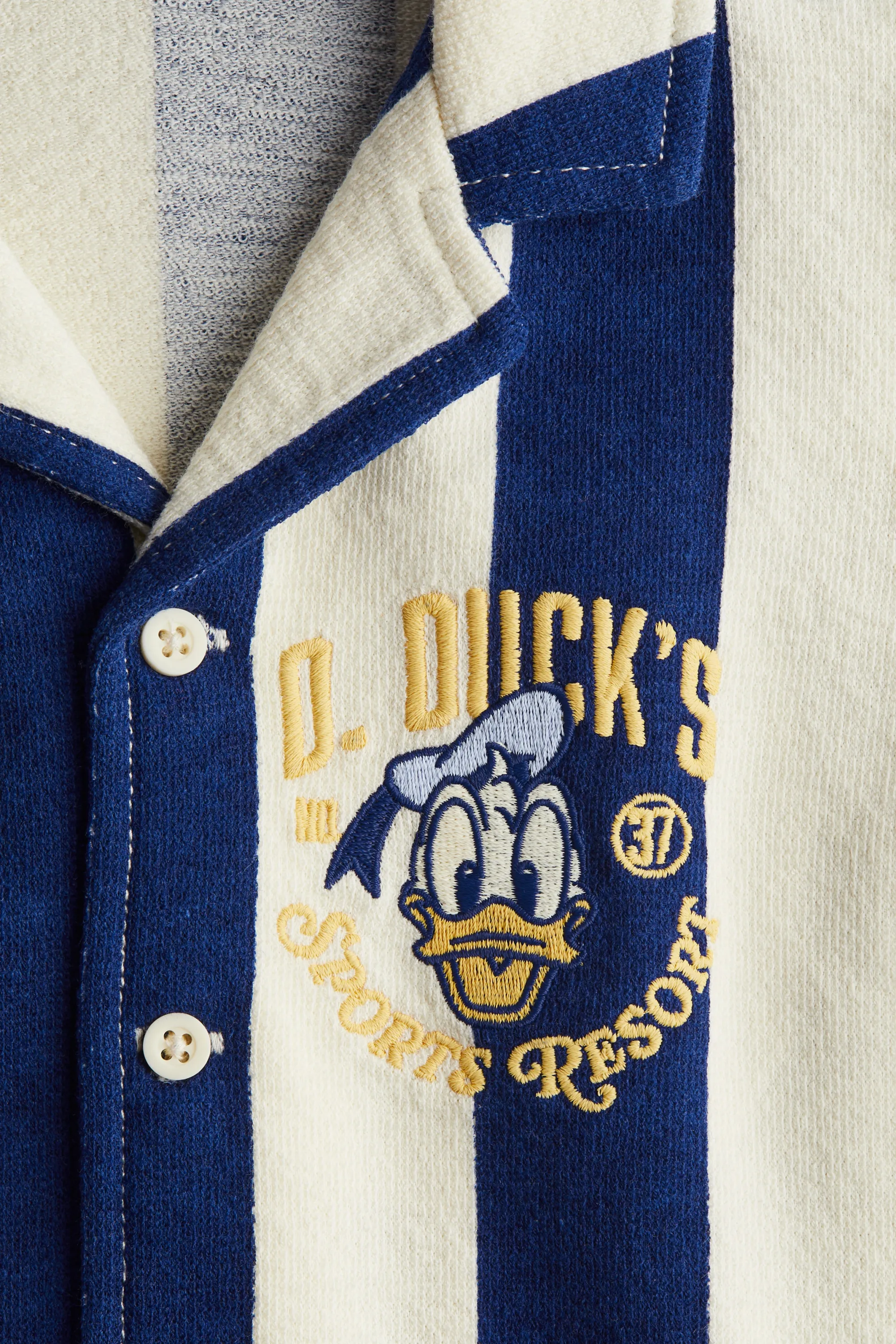 Chemise à col cubain avec détail brodé - Crème/Donald