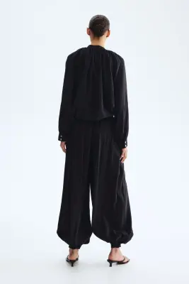 Pantalon en modal avec jambes ballon - Noir — photo 3