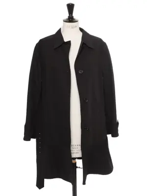 Trench ceinturé coupe évasée en nylon noir Prix boutique 2700€ Taille L — photo 5