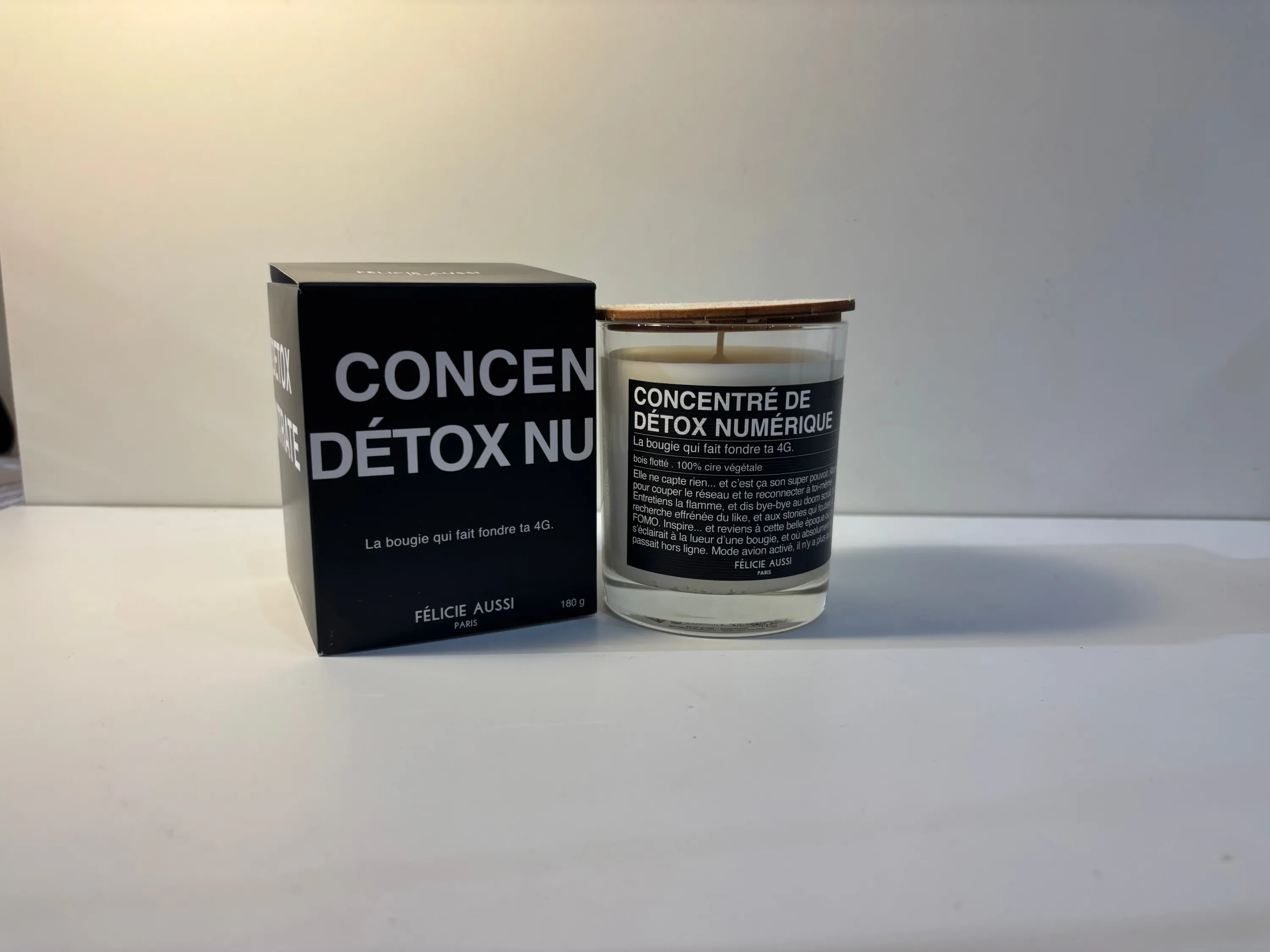 Bougie Concentré de détox numérique - Bois flotté - Félicie Aussi