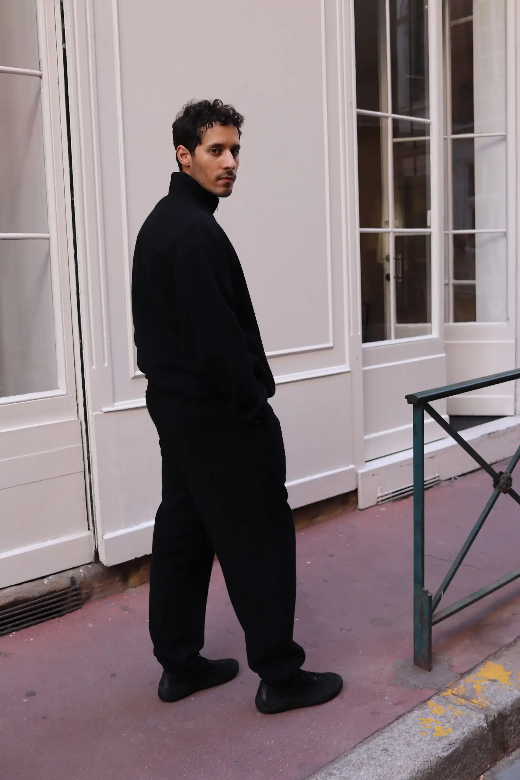 Still By Hand – Cashmere mixed easy pants PT04263OS – BLACK