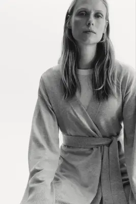 MAMA Gilet avec ceinture à nouer - Grège clair — photo 1