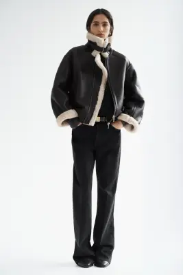 Jean bootcut avec plis - Noir — photo 2