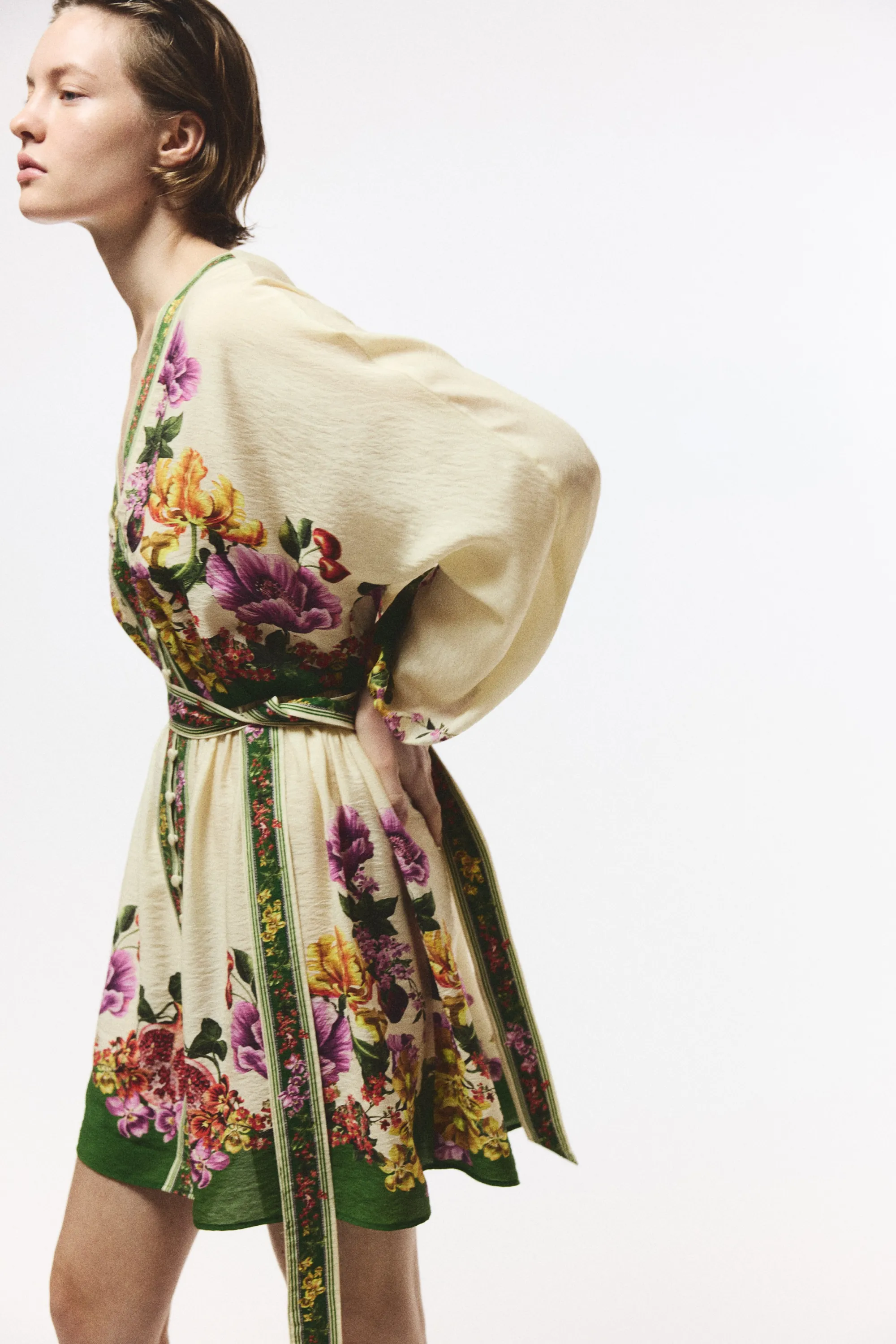 Robe tunique avec ceinture à nouer - Beige clair/fleuri