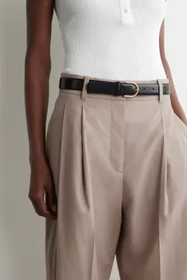 PANTALON DE TAILLEUR BARREL EN COTON - SABLE — photo 1