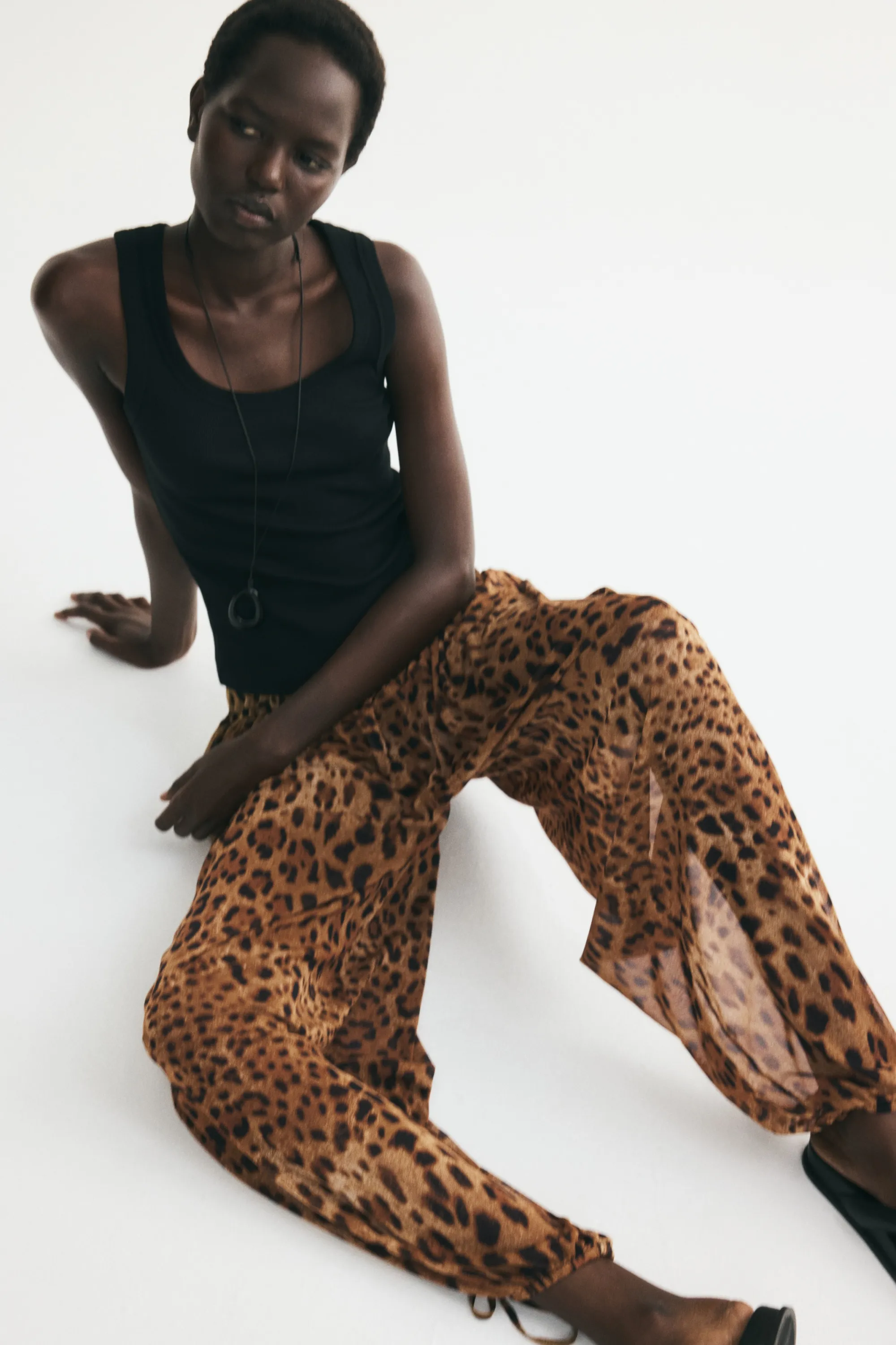 Pantalon ballon en mesh - Beige foncé/imprimé léopard