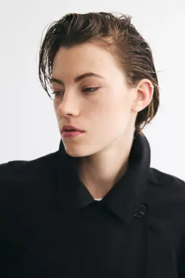 Trench-coat court avec ceinture à nouer - Noir — photo 2