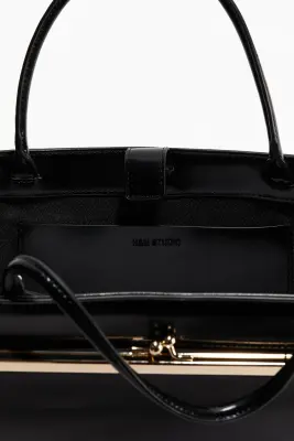 Sac à main allongé en tissu enduit - Noir — photo 3