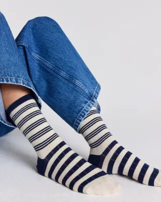Chaussettes Ella rayures marine et écru — photo 2