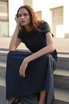 Robe maxi en denim - Bleu denim foncé — photo 1