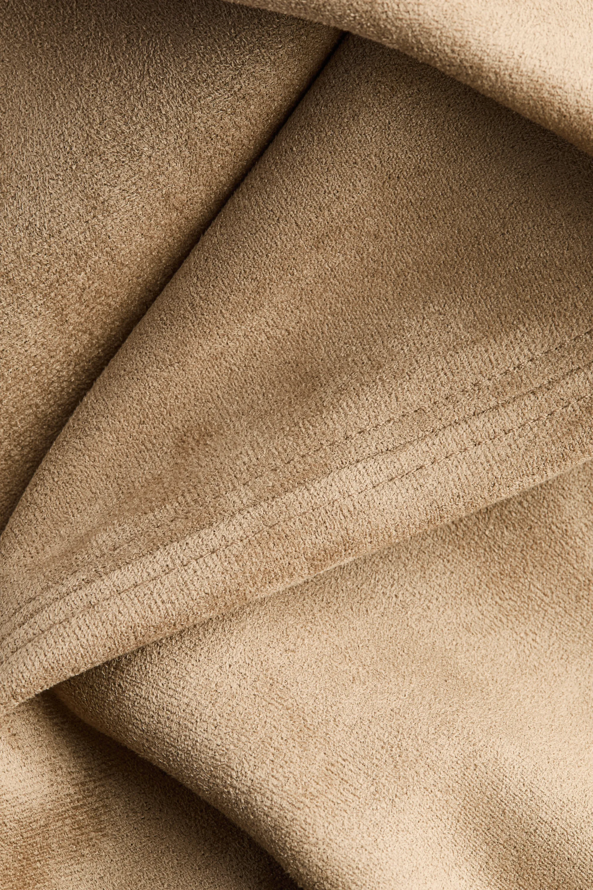 Robe à la finition grattée avec ceinture - Beige