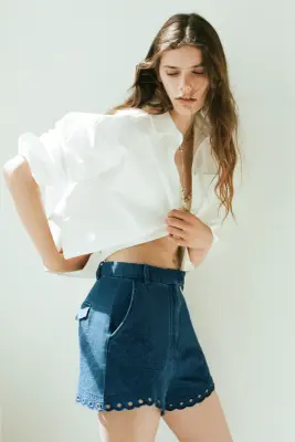 Short brodé en denim - Bleu denim foncé — photo 1