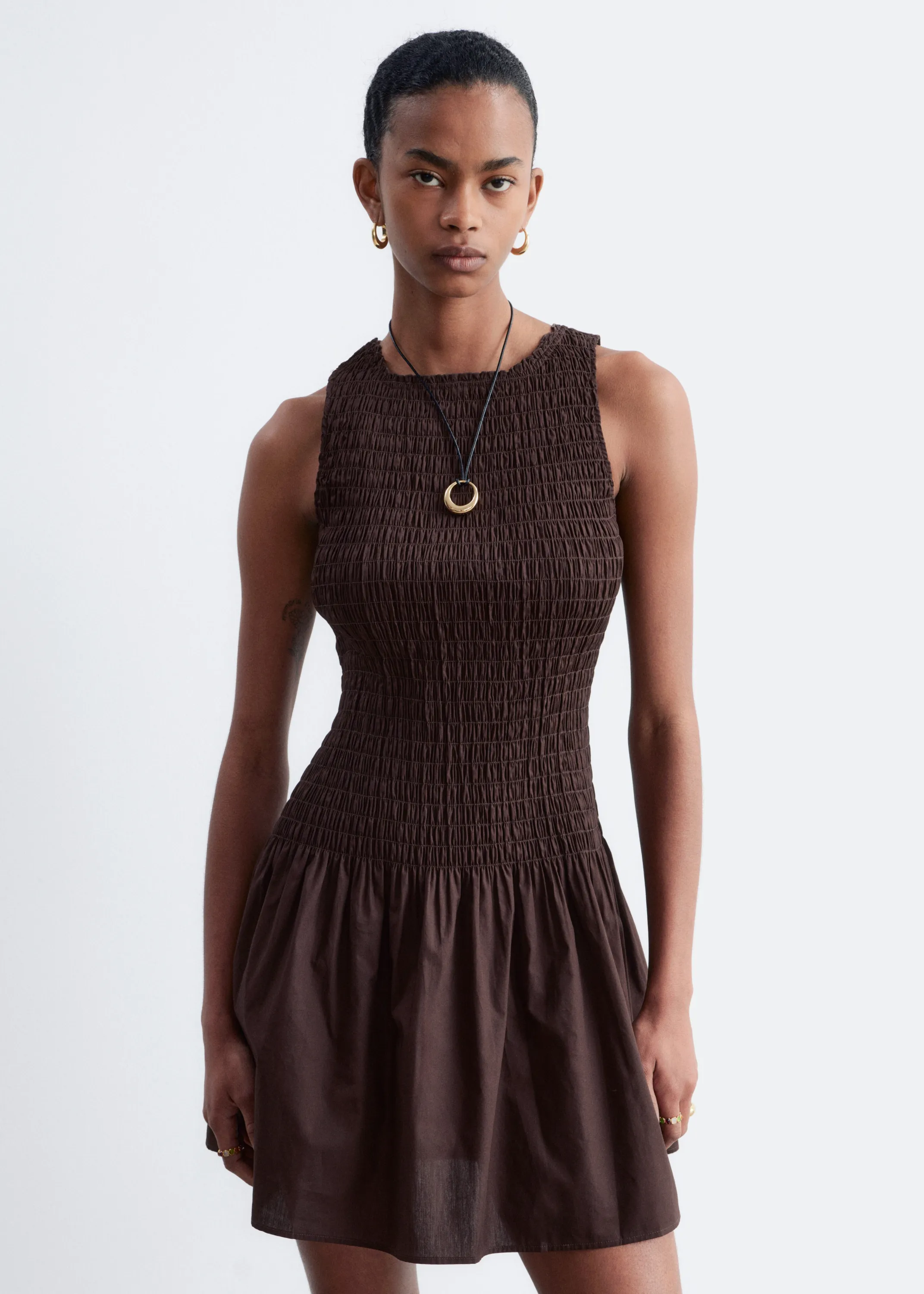 Robe courte à smocks en popeline de coton - Marron foncé