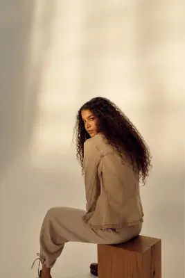 Veste ajustée en denim - Beige — photo 3