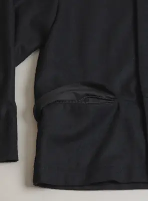 Jacket with Zipped Flap Pockets in Navy Blue Wool & Cashmere — photo 2