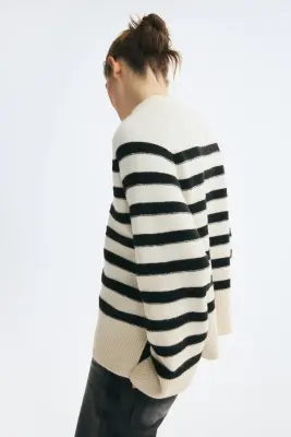Pull à manches raglan - Crème/rayures noires — photo 4