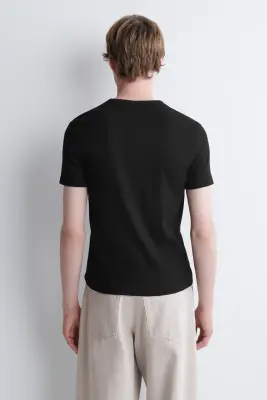 T-SHIRT HENLEY CÔTELÉ SLIM - NOIR — photo 4
