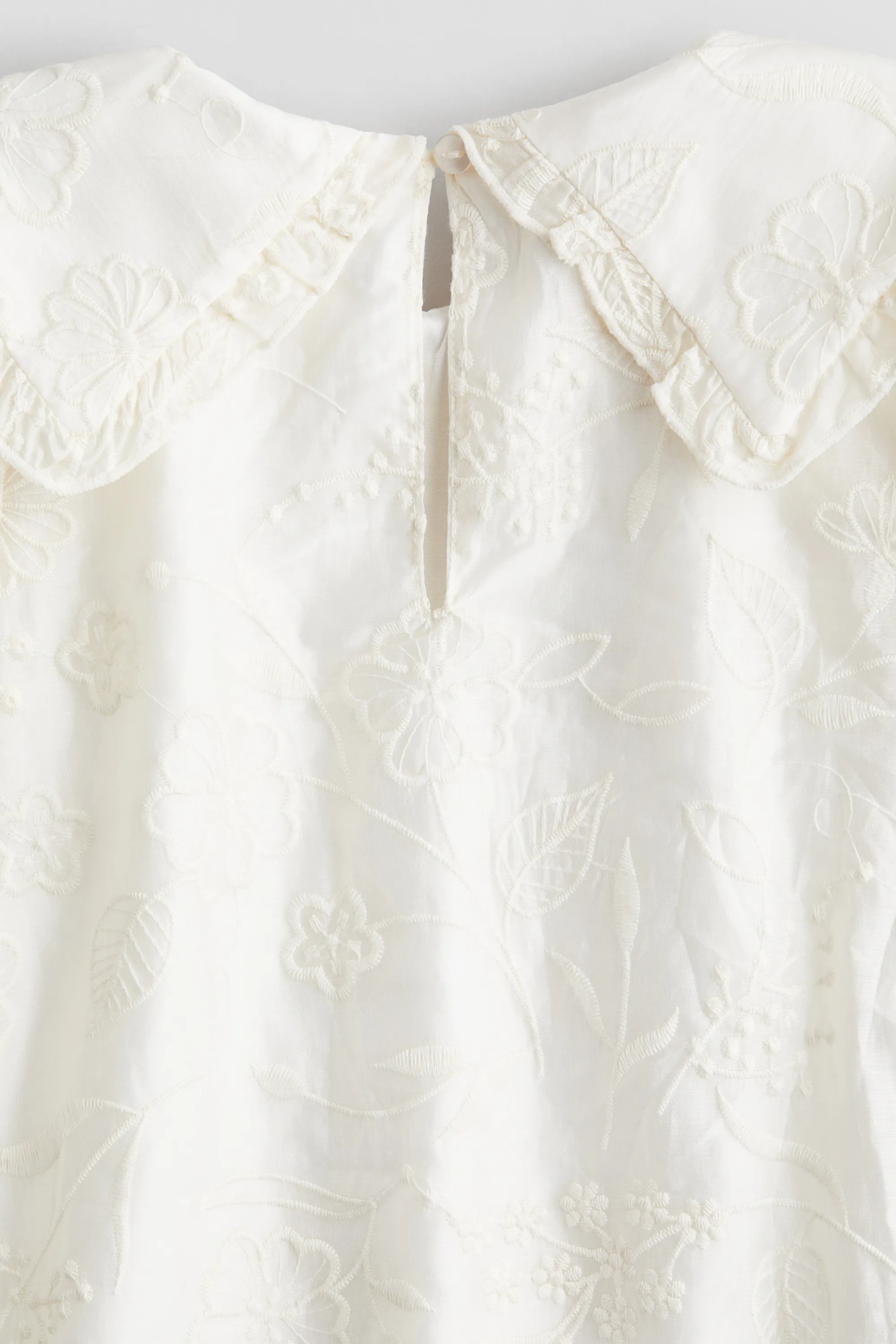 Robe brodée - Crème
