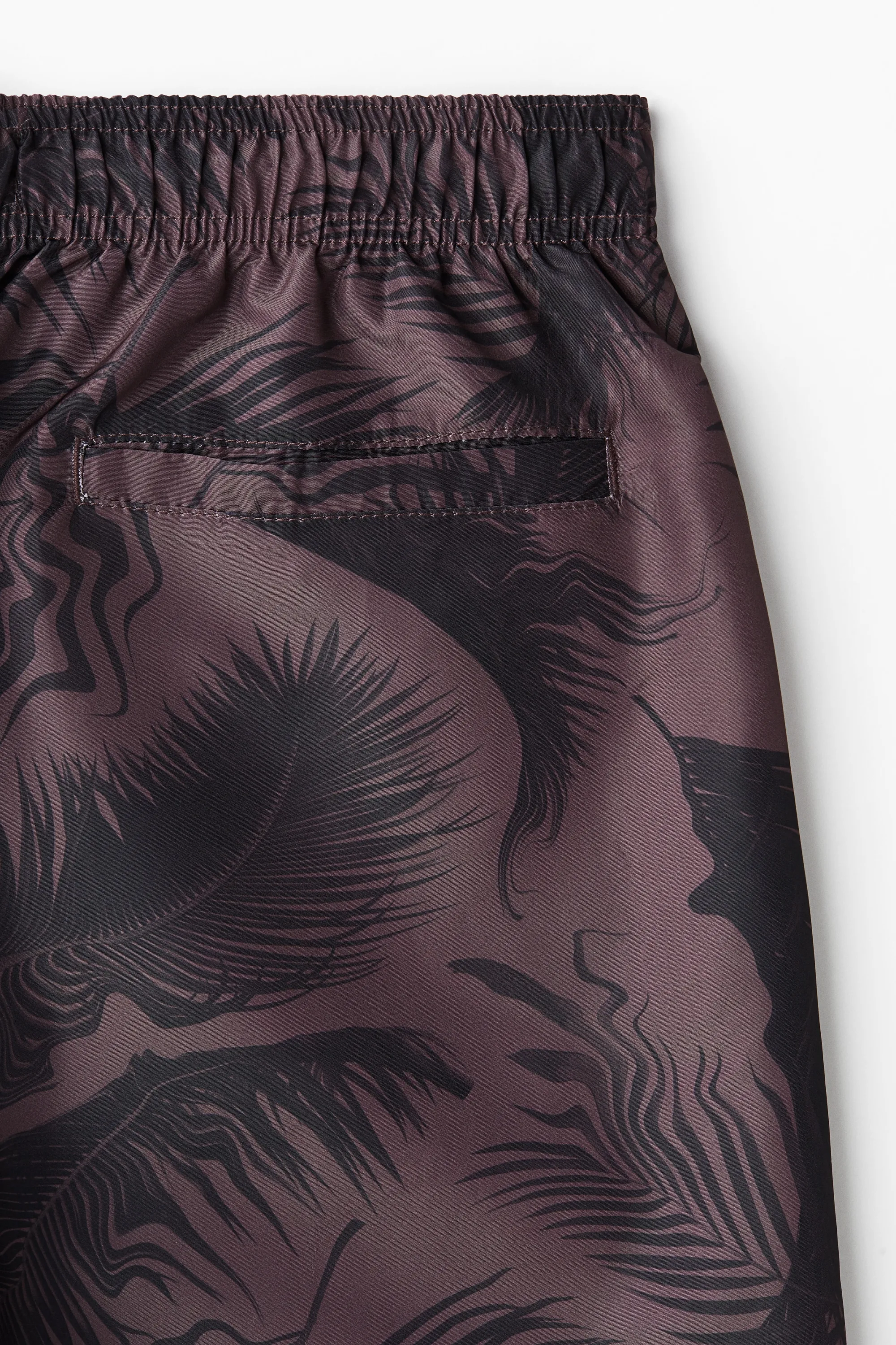 Short de bain à motif - Violet aubergine/feuilles
