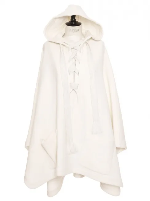 Veste cape longue en laine blanc neige avec capuche Spring 2017 Prix boutique 2500€