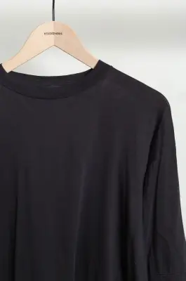 Comoli – THIN Cotton Layered T-Shirt E03-05021 – BLACK — photo 3