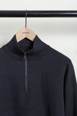 Comoli – Wool Half-Zip Knit E03-06030 – CHARCOAL — photo 4