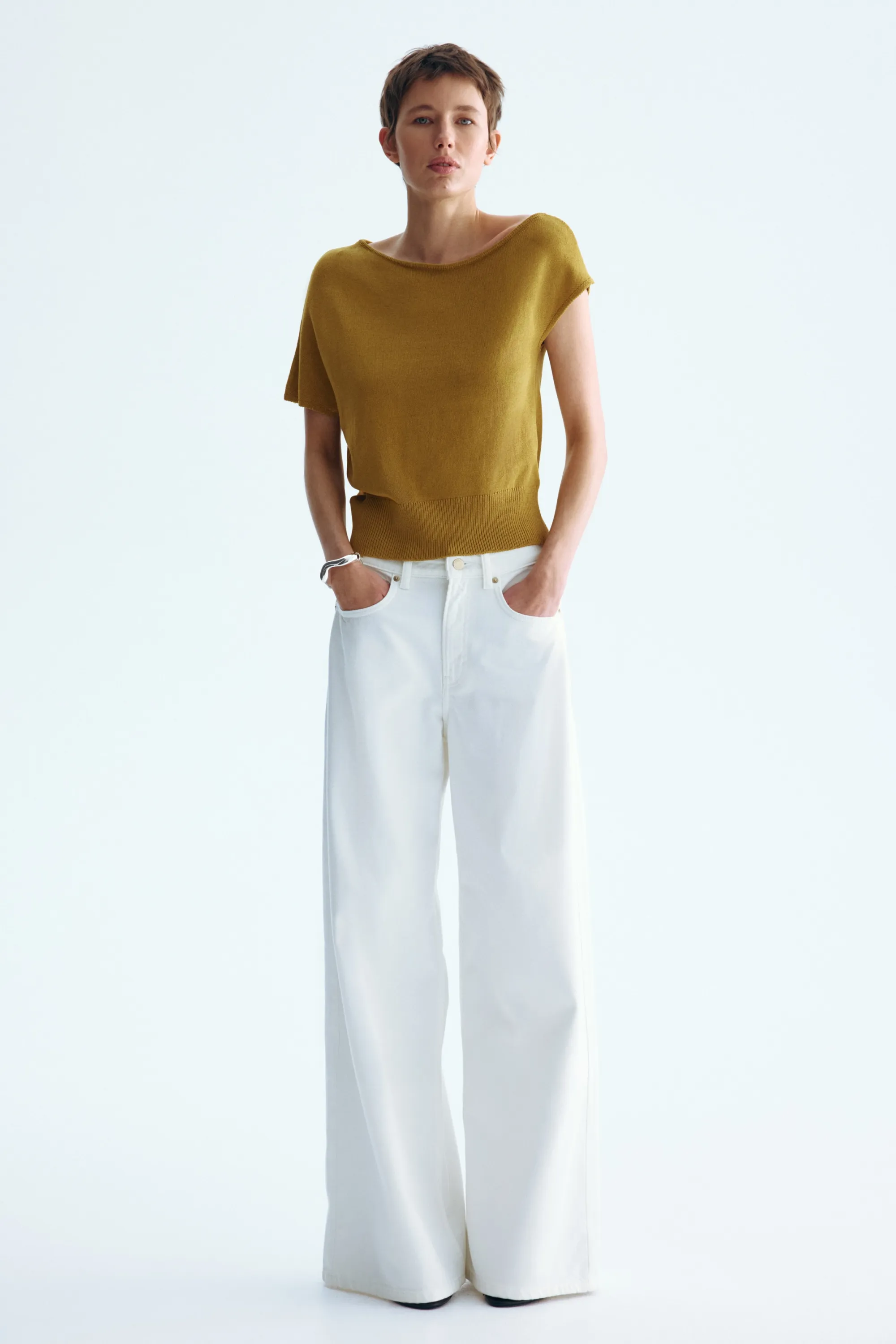 Top asymétrique en maille fine - Jaune moutarde