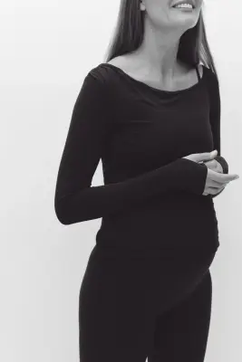MAMA Top asymétrique en modal - Noir — photo 1