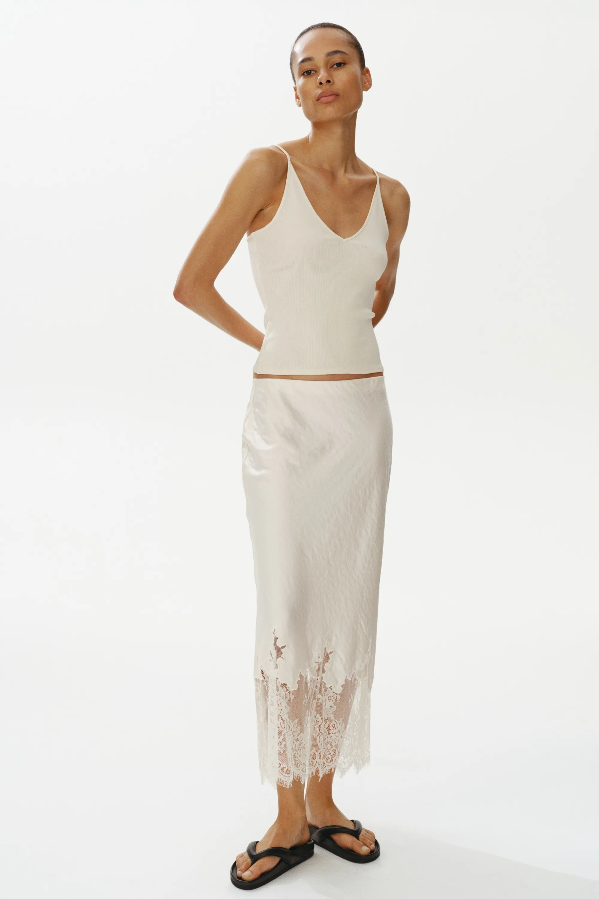 Jupe en satin avec dentelle - Crème