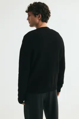 Gilet Regular Fit en maille de laine côtelée - Noir — photo 3