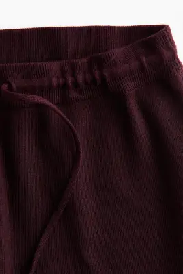 Short en maille fine avec cordon de serrage - Bordeaux — photo 3