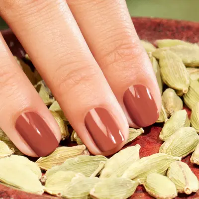 Vernis Green Manucurist-Brique-manucure rouge orangée — photo 2