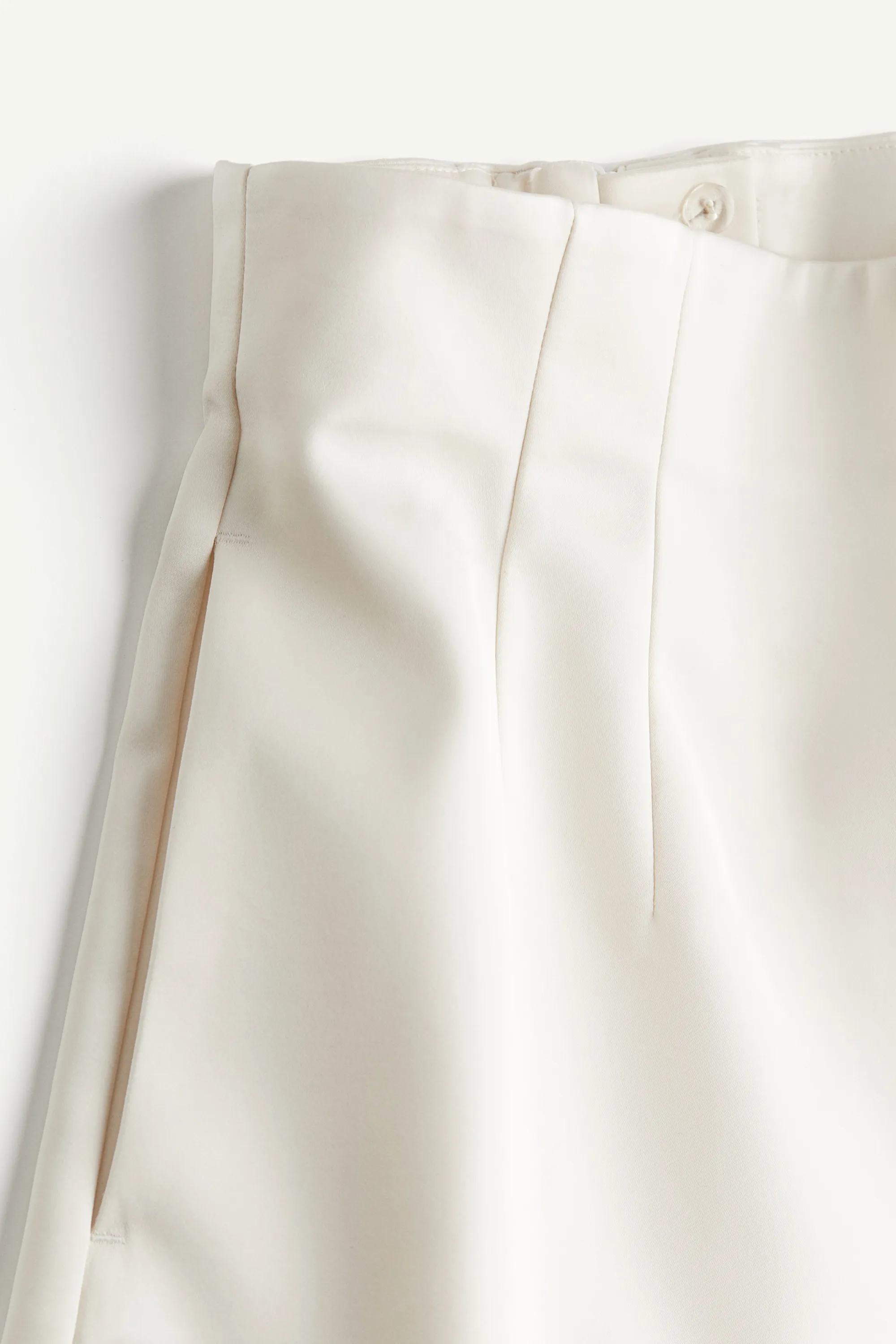 Mini short en twill brillant - Crème
