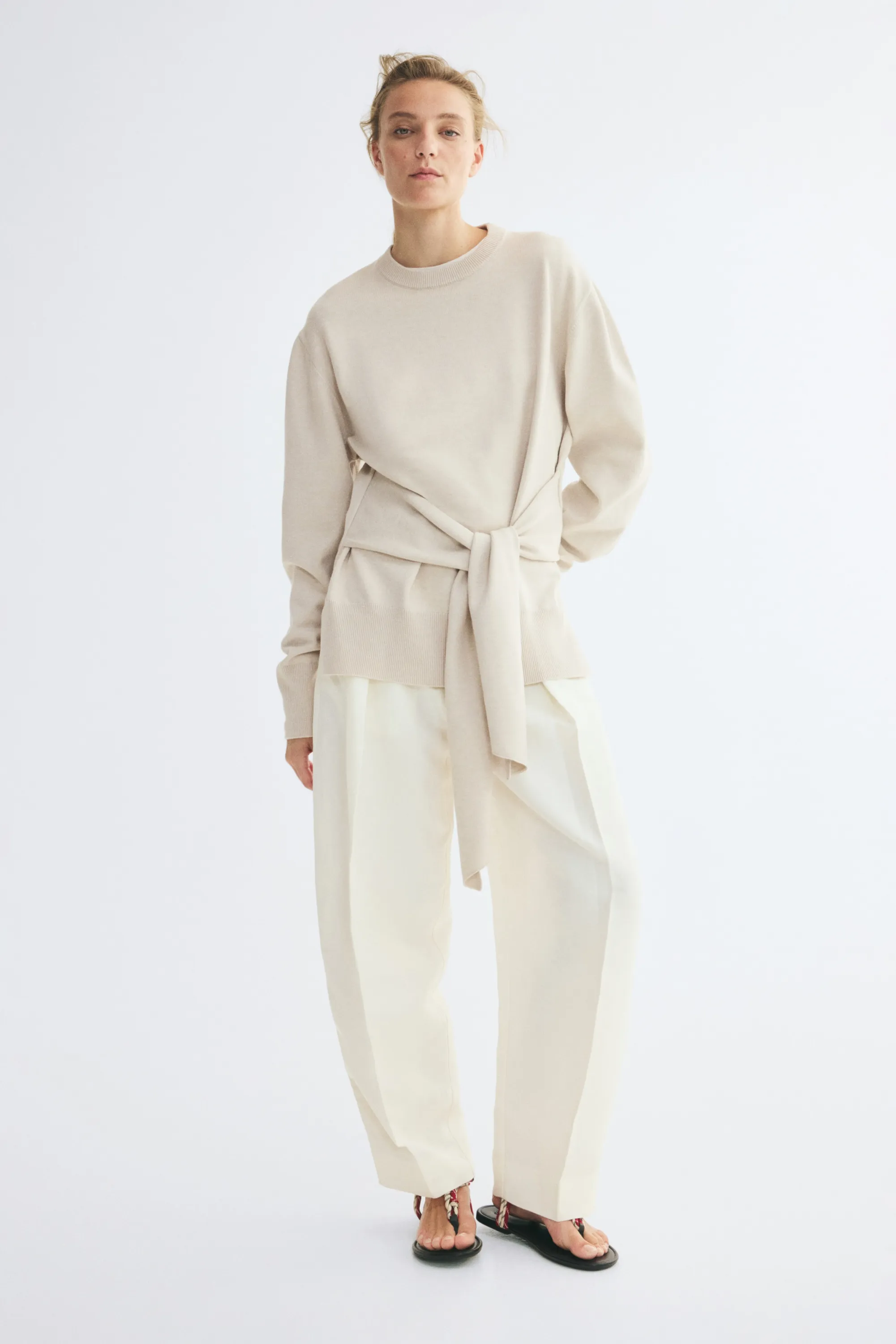 Pull avec détail à nouer - Beige clair