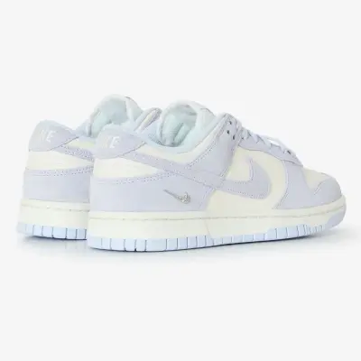 DUNK LOW SUEDE MINI SWOOSH — photo 4