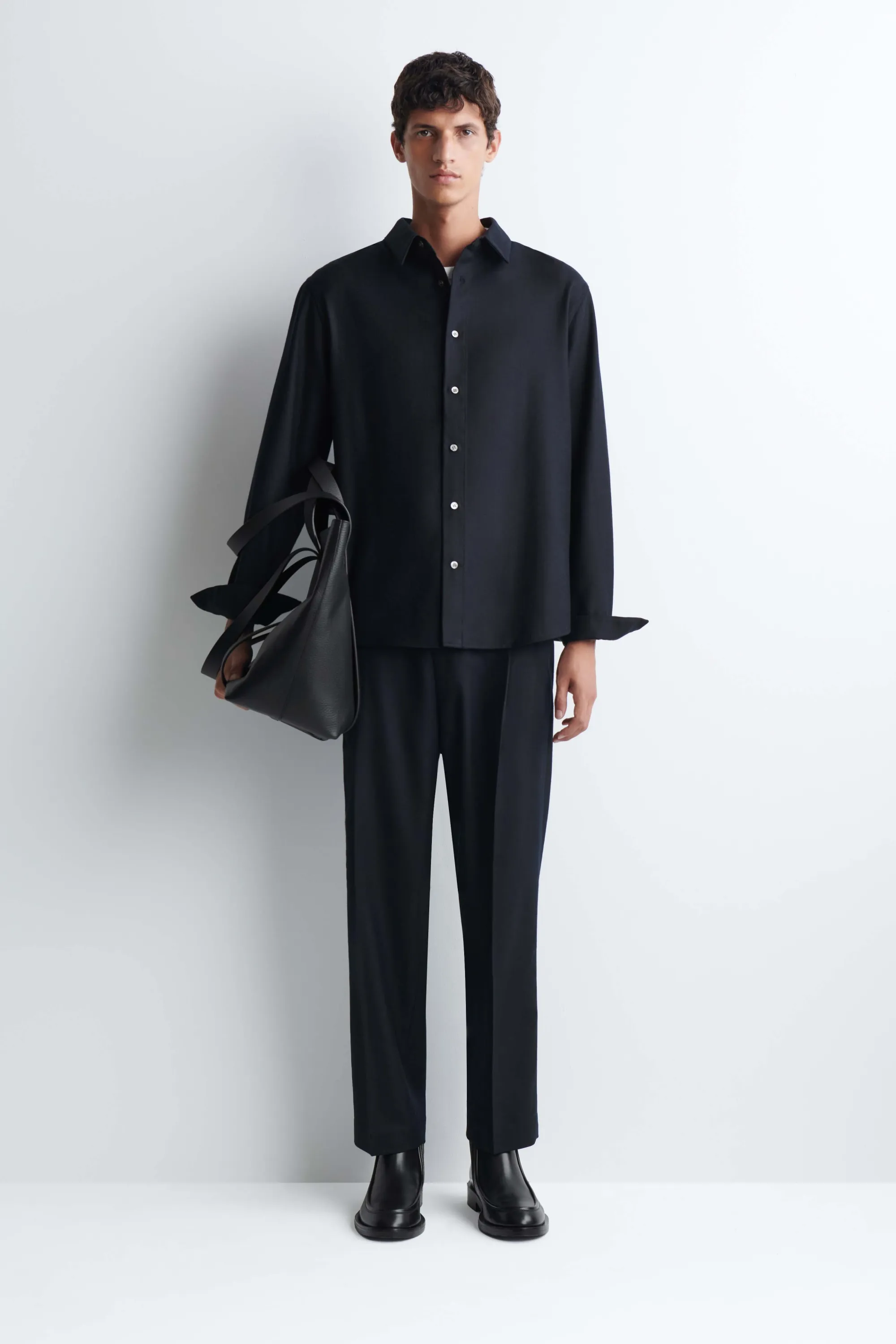 CHEMISE DÉCONTRACTÉE EN FLANELLE DE LAINE - BLEU MARINE
