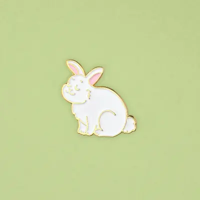 Pin's Lapin Coucou Suzette — photo 2