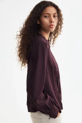 Blouse à manches bouffantes avec dentelle - Violet foncé — photo 2