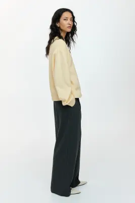 Pull à encolure en V - Jaune clair — photo 2