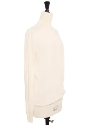 Pull col roulé en maille fine de laine blanc crème Prix boutique 1000€ Taille M — photo 3